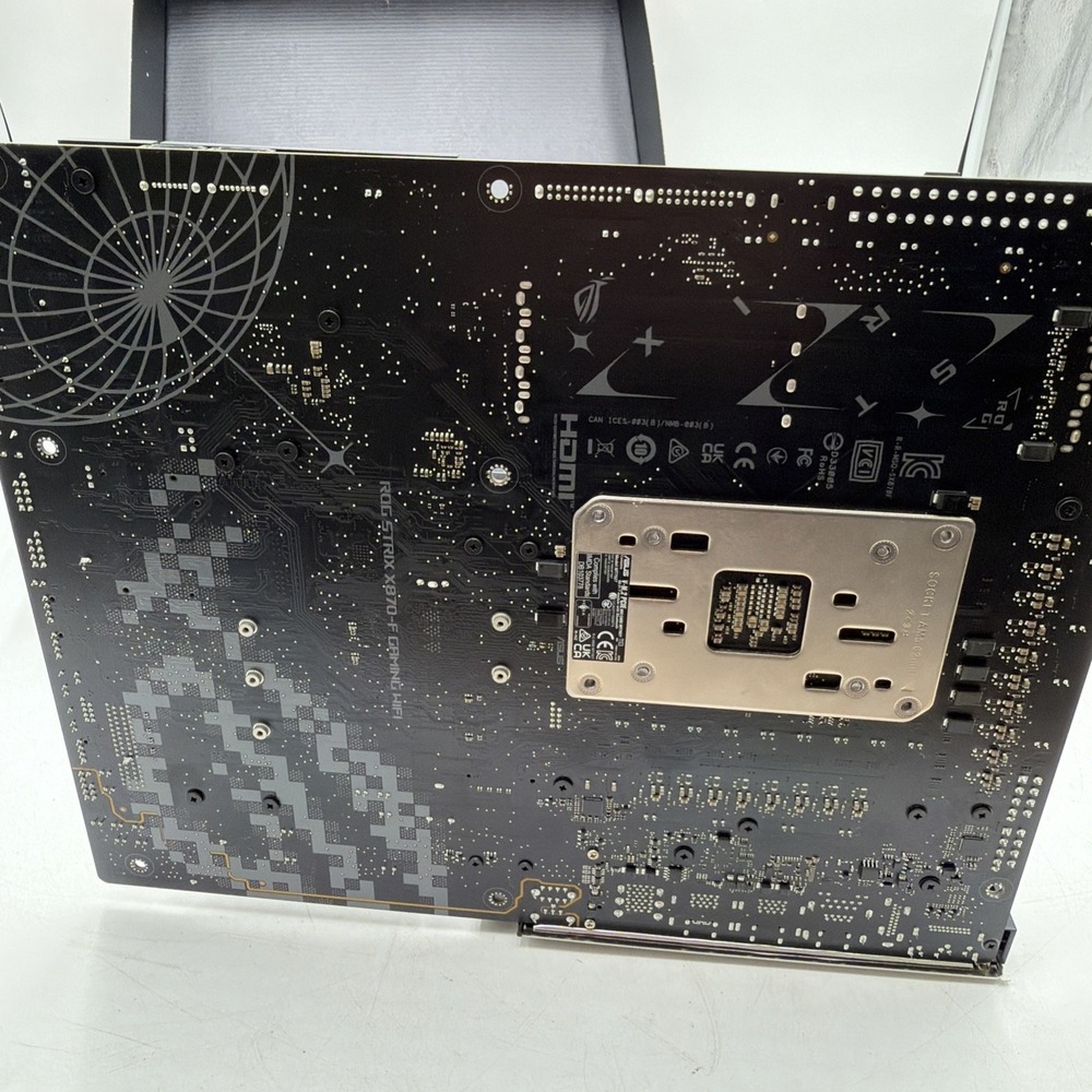 ASUS ROG Strix X870-F Gaming WiFi AM5 Motherboard PCIe 5.0 DDR5 For PARTS - Picture 10 of 11